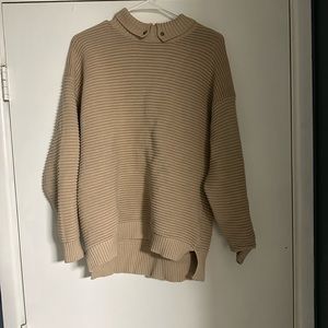 Able Ribbed Sweater in camel color and Peter Pan collar. Size Medium.